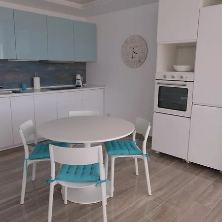 Montesol 1 Ocean View Адехе